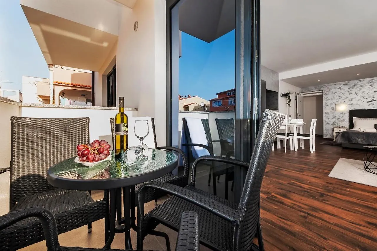 Deluxe Apartments A&A Rovinj 0*,