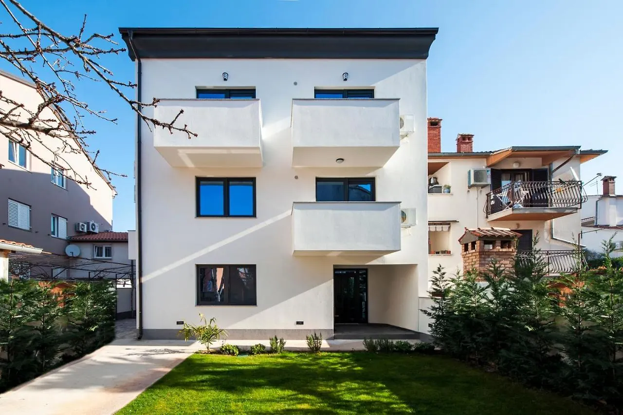 Deluxe Apartments A&A Rovinj 0*,